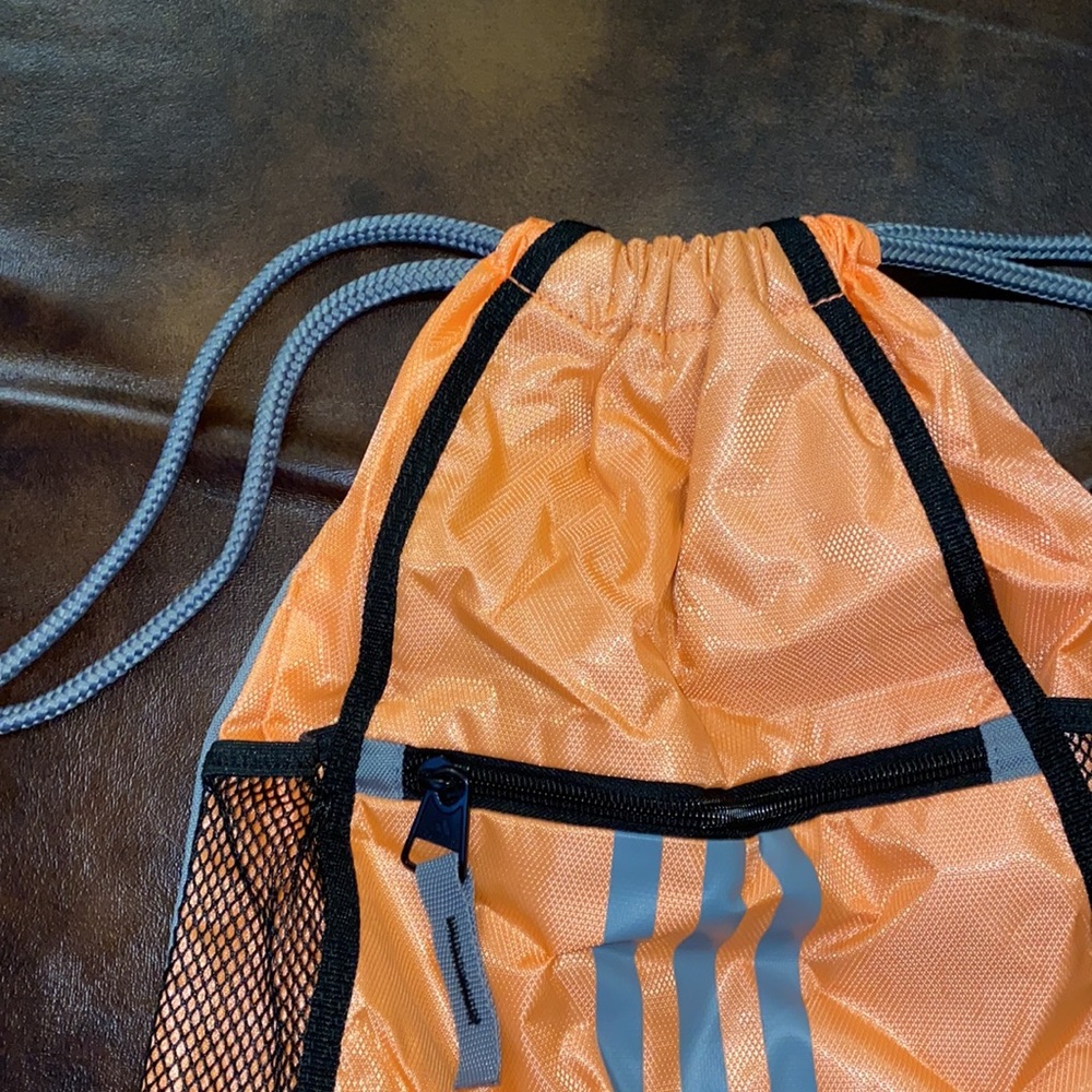 🌵Adidas drawstring peach colored bag! - Picture 3 of 7